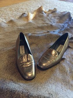 Nordstrom’s Pewter Metallic Toe Loafers