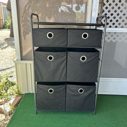 Canvas Dresser 