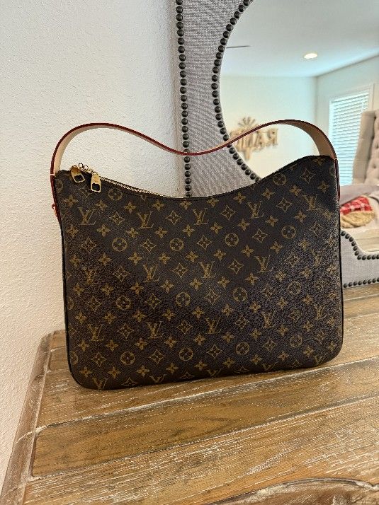 Brand New Louis Vuitton Slouchy MM