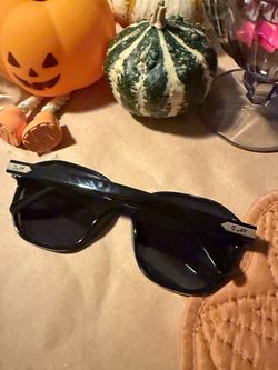 Quay Women’s Sunglasses