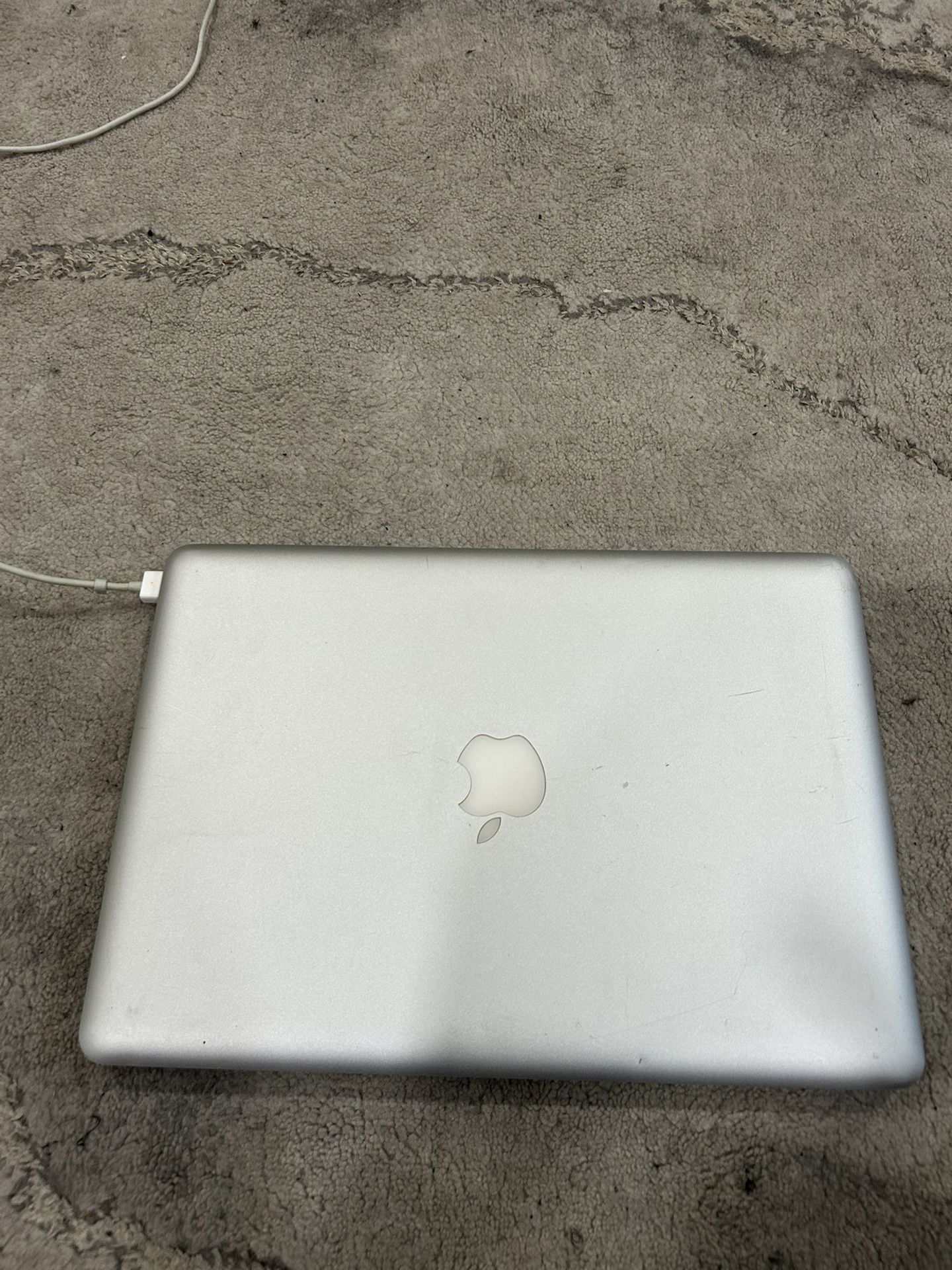 2009 MacBook Pro No Hard Drive 