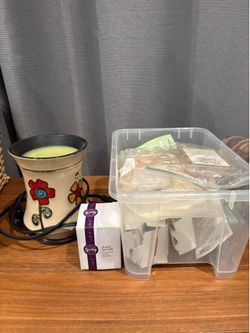 Scentsy wax warmer + wax melts + bulb
