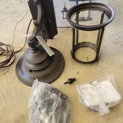 NEW 2 WAY PORCH LIGHT 