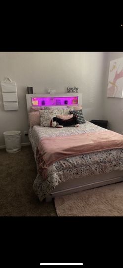 Selling Girls Full Size Bedroom Set 
