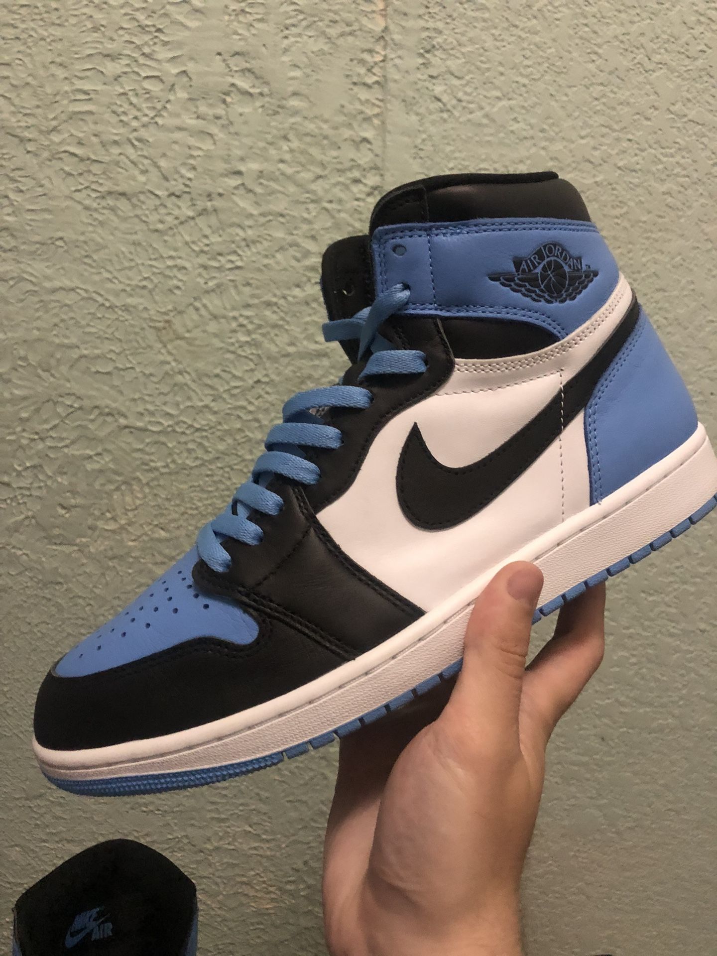 Air Jordan 1 UNC Toe SIZE 11