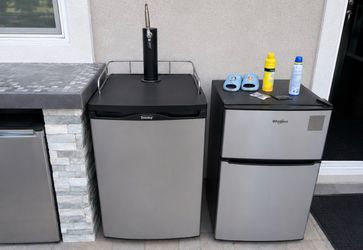 Danby Kegerator / Draft Beer Dispenser – Full Size Keg – Great Condition
