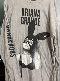 dangerous woman tour merch LARGE