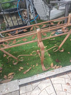 Table base