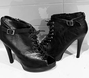 Black Shoe Boots Heals