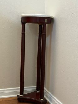 Beautiful side table stand