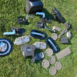 2006 Cadillac Escalade Part Out. 130k Miles. Rims Sold.  PARTS ONLY. 