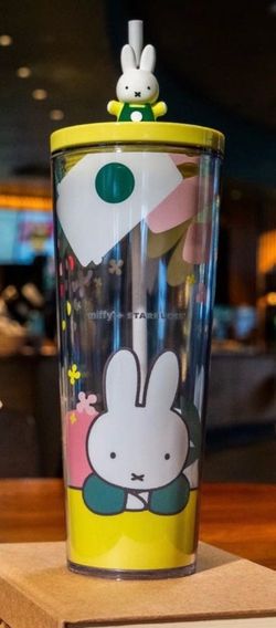 Starbucks Miffy 24 oz Cold Cup Venti NeW