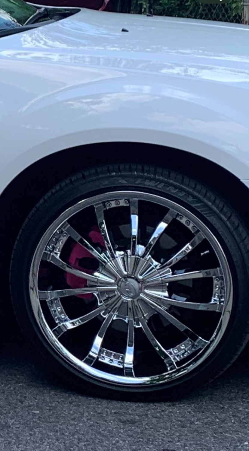 Rims For Sales They Fit Any Chrysler Or Dodge Charger 