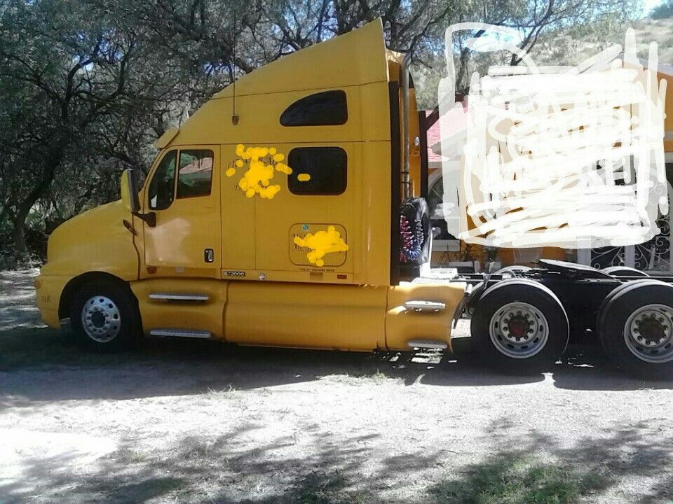 KENWORTH T200 AÑO 2000