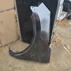 2016-2019 FORD EXPLORER FRONT FENDER DRIVER SIDE GOOD CONDITION 