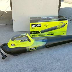 RYOBI corded 8 Amp Leaf Blower 440CFM