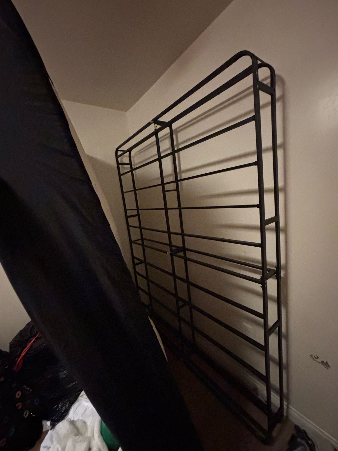 queen metal bed frame