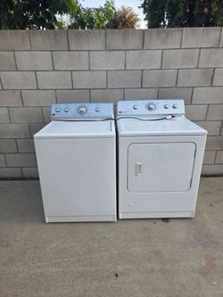 Maytag Centennial washer and gas dryer in excellent working condition