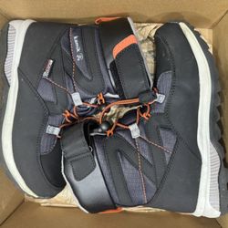 Kamik Kids Snow boots Size 5