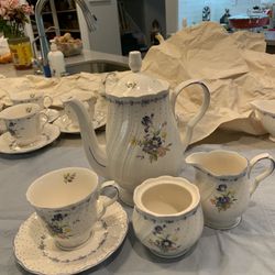 Beautiful Bone ChinaTea/ Coffee Set