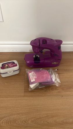Bratz sewing machine