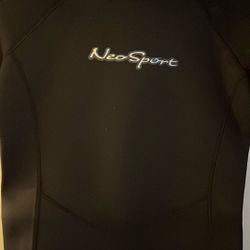 Wetsuit. 3mm. Shorty. Neosport. 