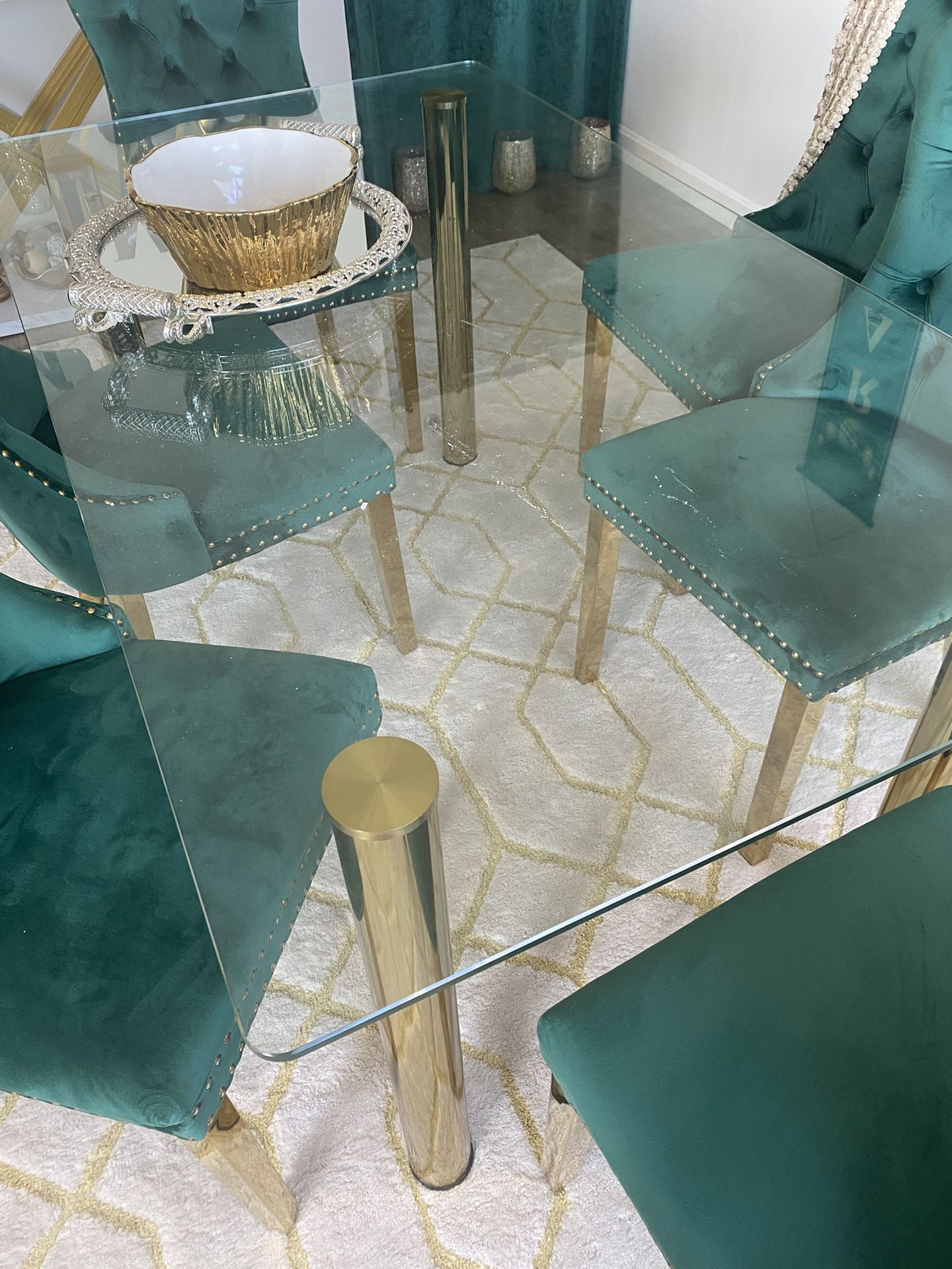 6 Green Velvet Chairs And Glass Dinner Table Everything Still New 