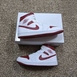 Air Jordan 1 Reverse Chicago Size 7.5w/6y