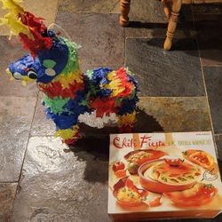 Piñata And 6 pc Tortilla Warmer Set