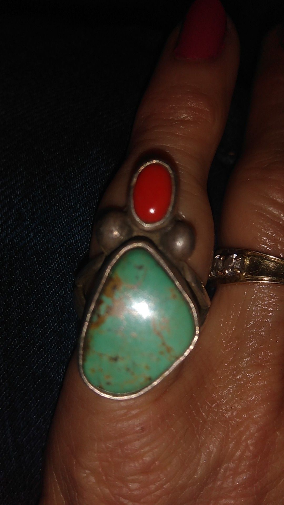 TURQUOISE STERLING SILVER RING