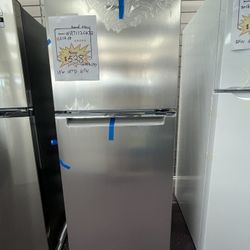 Refrigerator, 24’wide Stainless Steel Fridge Whirlpool 