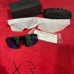 Oakley Sutro