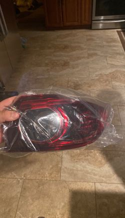 2014- 2018 Mazda 3 rear right tail light never used led, bought a whole set and didn’t need this one