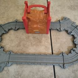 Fisher-Price Thomas & Friends Tidmouth Tunnel Playset Take-N-Play T9042

