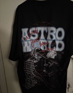 Travis Astro world tee size XL