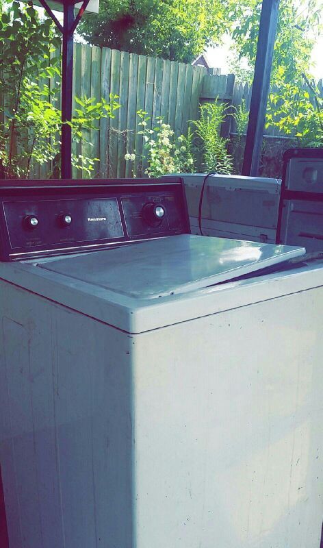 Washer & dryer for sale asking 150$