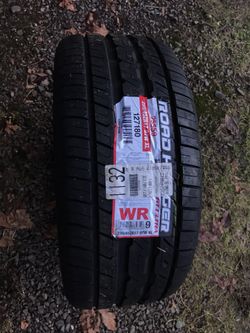 Road Hugger GT Ultra 235/45R17