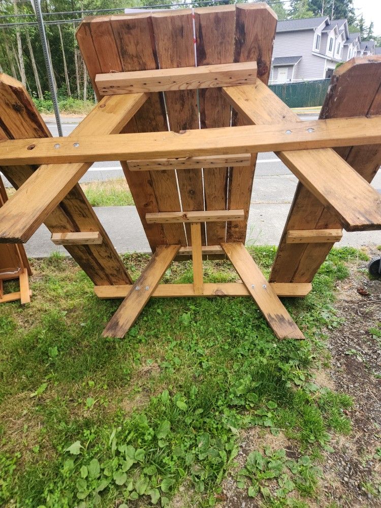 Picnic Table