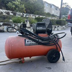 25 Gallon Air Compressor WITH AIR HOSE