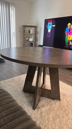 Kitchen table