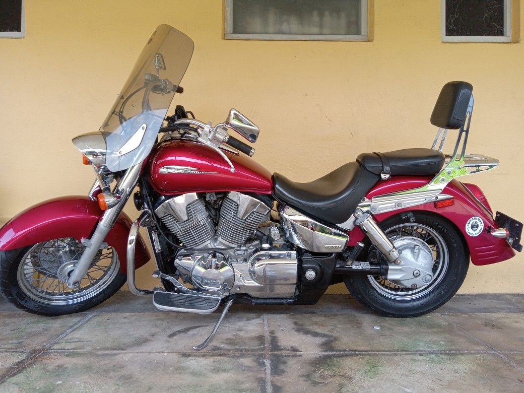 shadow 1300
