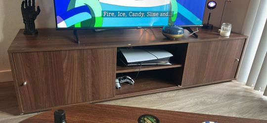Tv stand