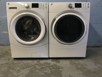 New GE Front Load Washer & Dryer Pair