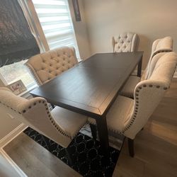 Dinning Table 700$