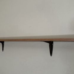 4ft Shelf With Brackets 