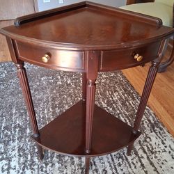 2 Mid-century modern Corner tables