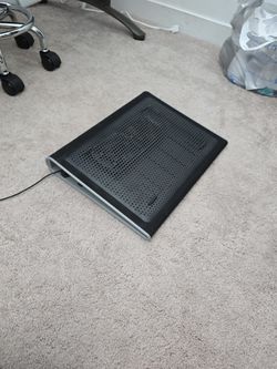 TARGUS Dual Fan Cooling Mat FOR LAPTOPS