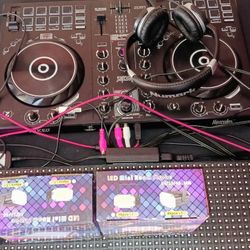 DJ Equipment 