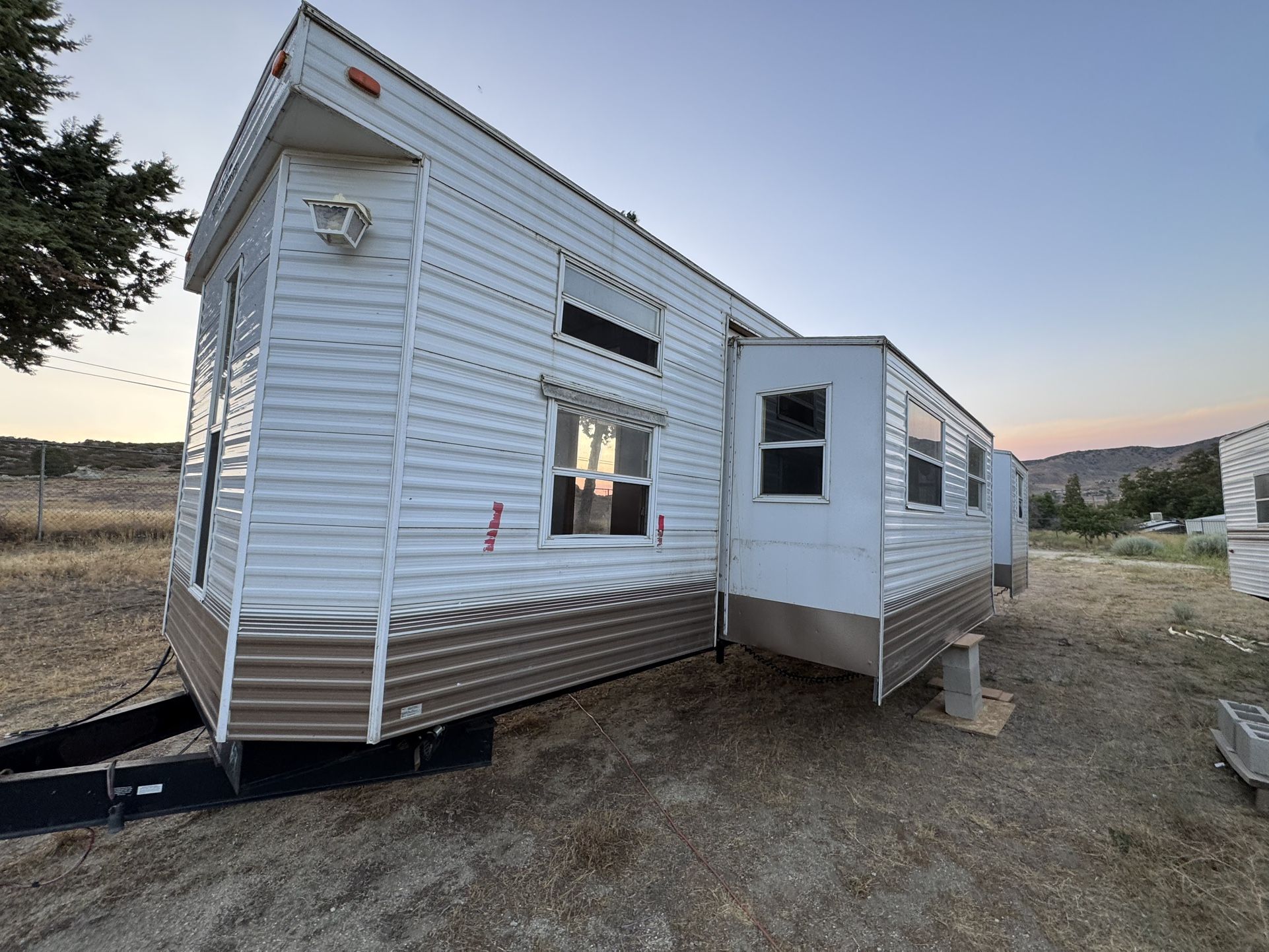 Trailer Mobile Home