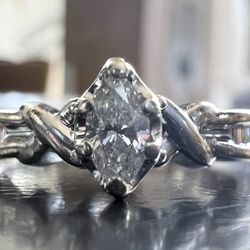 14k Two Tone Marquise Diamond Ring 